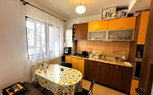 2 camere + loc parcare + curte *la 8 minute de METROU