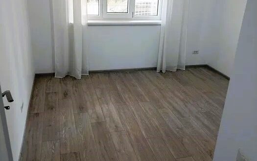 2 camere + loc parcare + curte proprie * la METROU