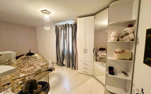 2 camere DECOMANDAT *la METROU